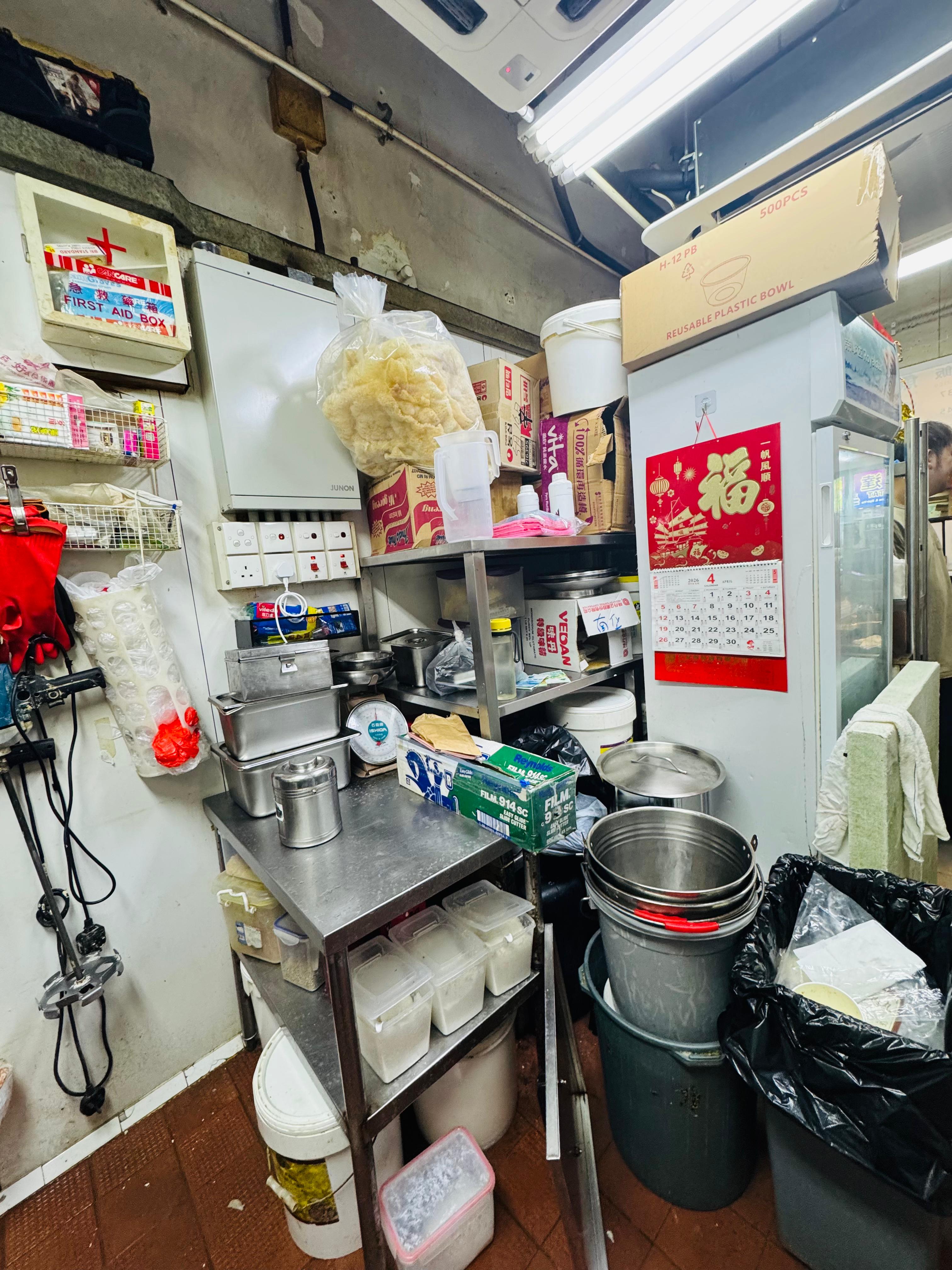 旺角鄰近小巴站人流充足設備齊全即頂即做外賣店資產轉讓 實景相片 2
